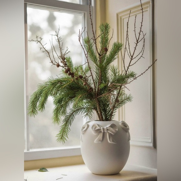 Anthropologie Other - Anthropologie Clara Bow Vase, Large NWT